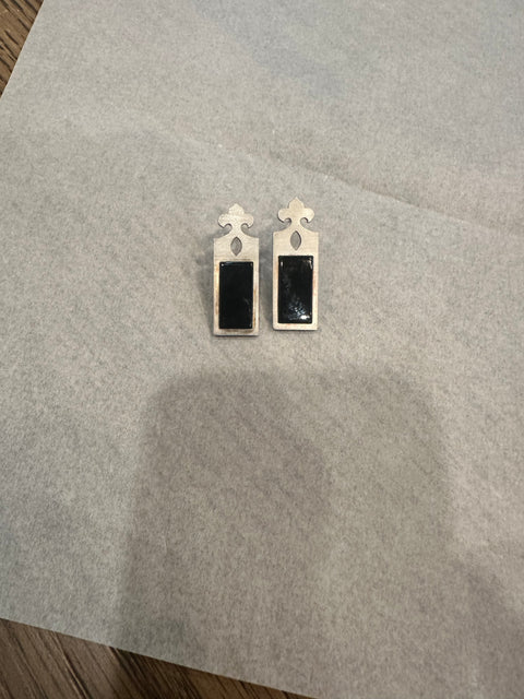K04 - Earring