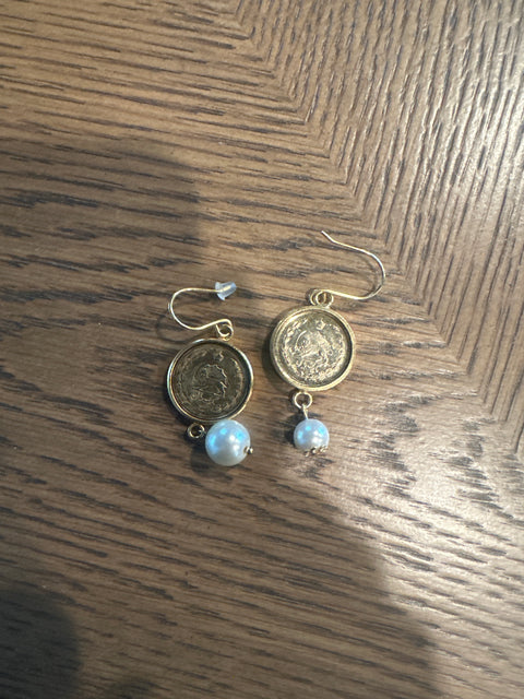T33 - Earring