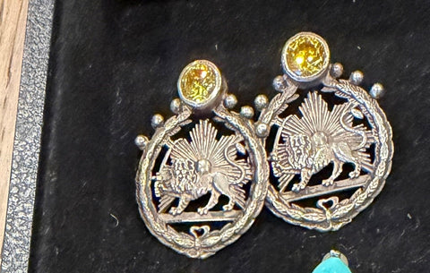 P13 - Earring